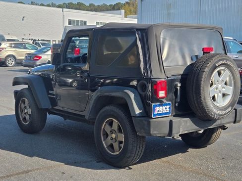 Used 2013 Jeep Wrangler Sport image 7