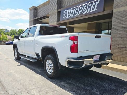 Used 2022 Chevrolet Silverado 2500 LT AWD/4WD image 8