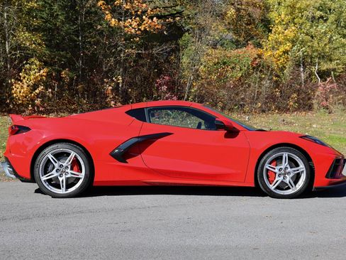 Used 2020 Chevrolet Corvette Stingray Preferred Cpe w/ 2LT Preferred Equipment Group image 6