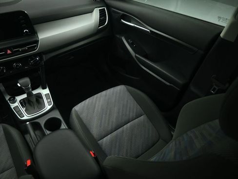 Certified 2026 Kia Seltos LX FWD image 46