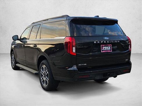 Used 2025 Ford Expedition Max Active AWD/4WD image 7
