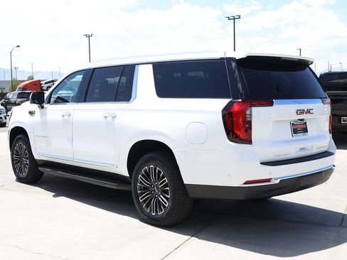 New 2026 GMC Yukon XL Elevation AWD/4WD image 4