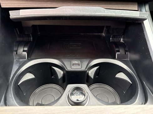 Used 2025 BMW 330i Sedan image 33