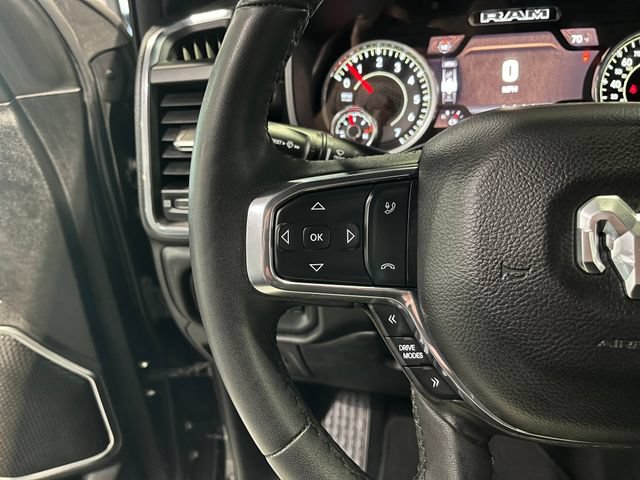 Used 2025 RAM 1500 Laramie AWD/4WD image 17