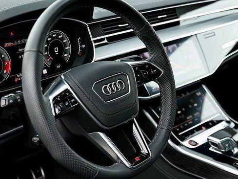 Certified 2025 Audi S8 4.0T image 22