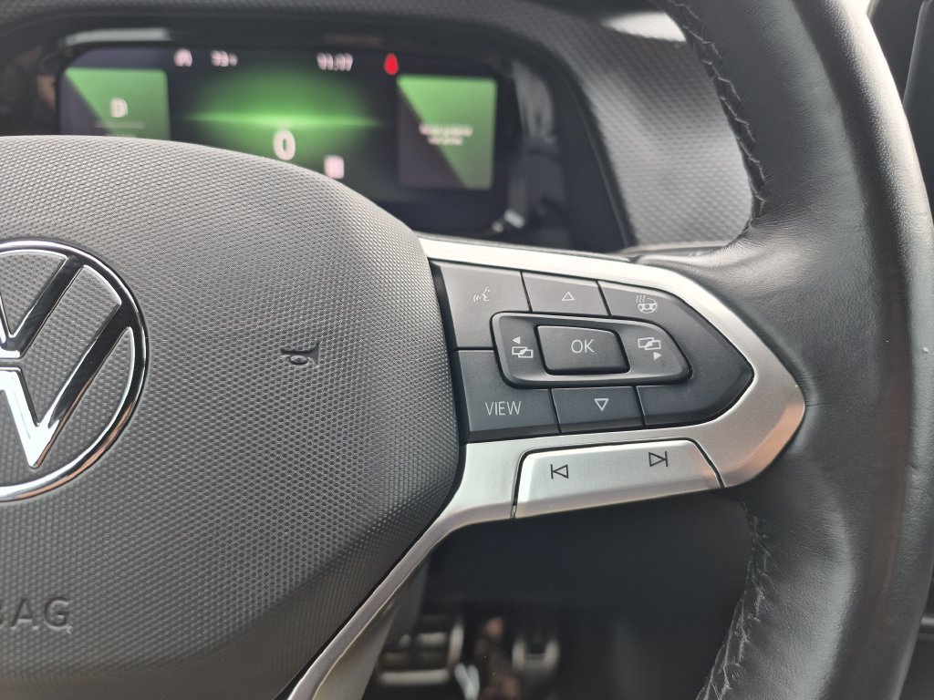 Used 2024 Volkswagen Atlas Cross Sport SEL R-Line AWD/4WD image 20