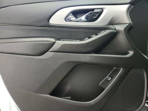 Used 2019 Chevrolet Traverse LT w/ LPO, Floor Liner Package AWD/4WD image 21
