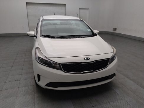 Used 2017 Kia Forte LX image 14