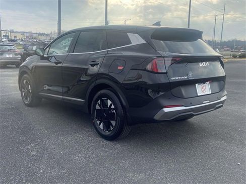 New 2026 Kia Sportage LX image 5