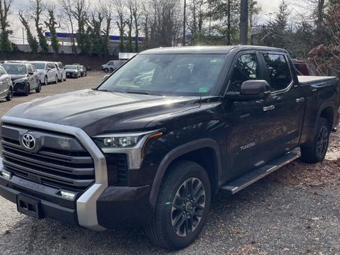 Used 2024 Toyota Tundra Limited image 1