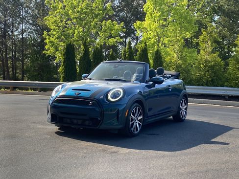 Used 2022 MINI Cooper S w/ Sidewalk Package image 12