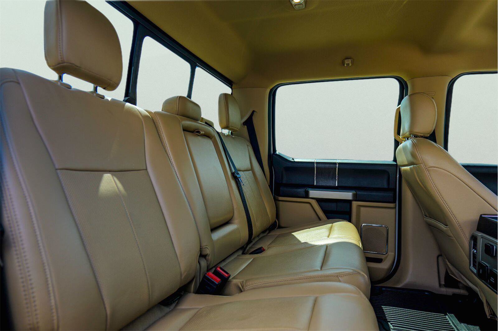 Used 2020 Ford F250 Lariat w/ Lariat Value Package AWD/4WD image 13