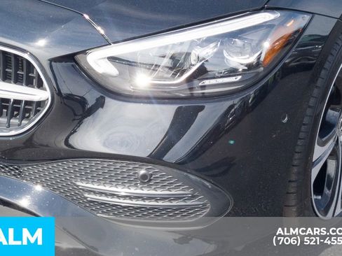 Used 2025 Mercedes-Benz C 300 Sedan image 12