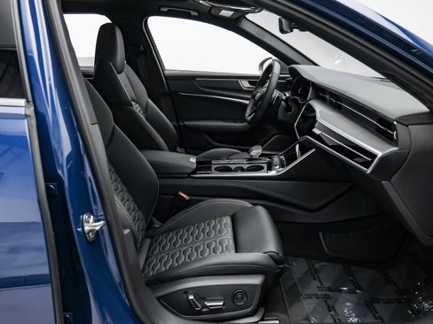 Used 2025 Audi RS 6 performance image 45