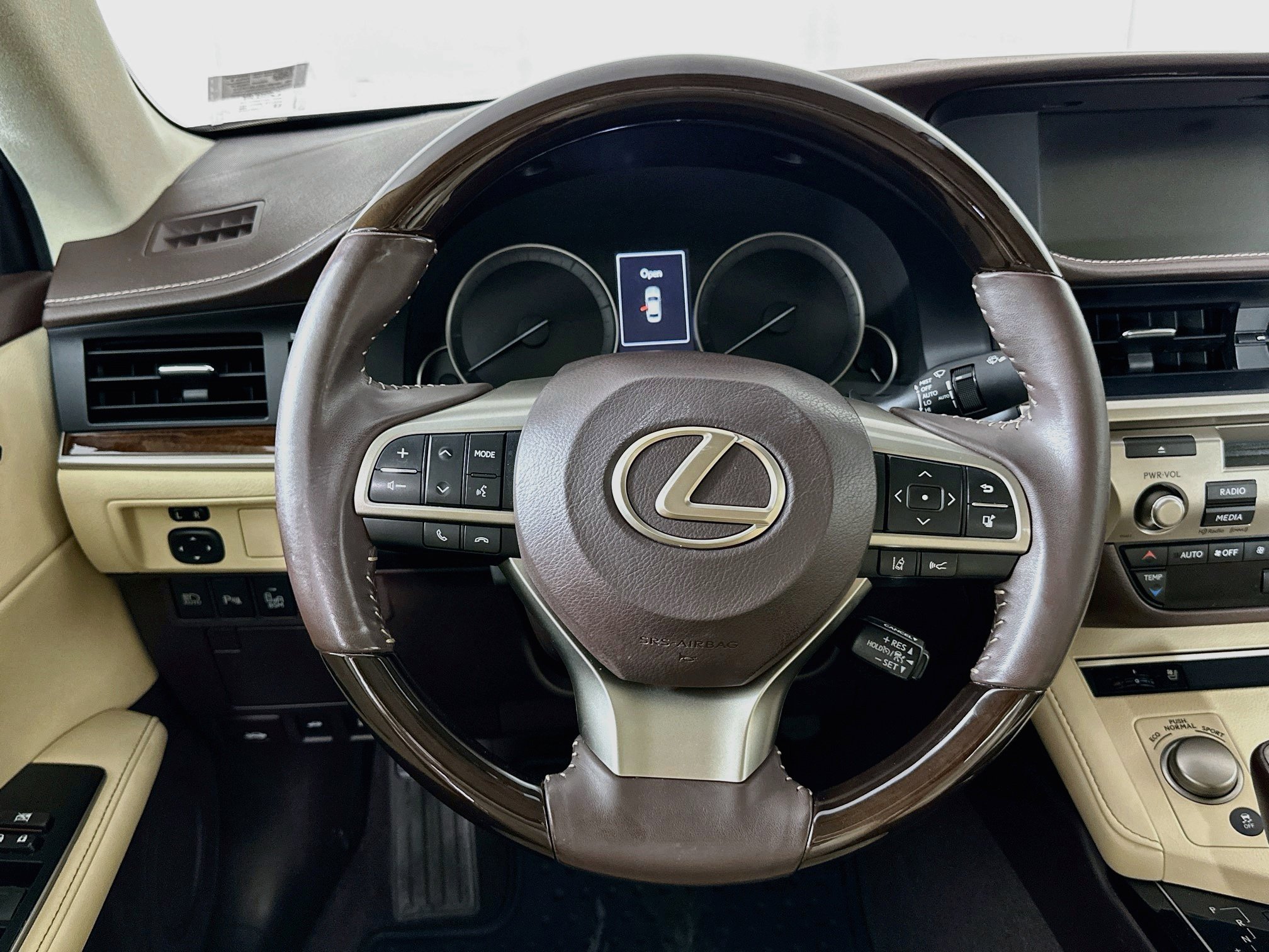 Used 2018 Lexus ES 350 w/ Premier Package FWD image 18