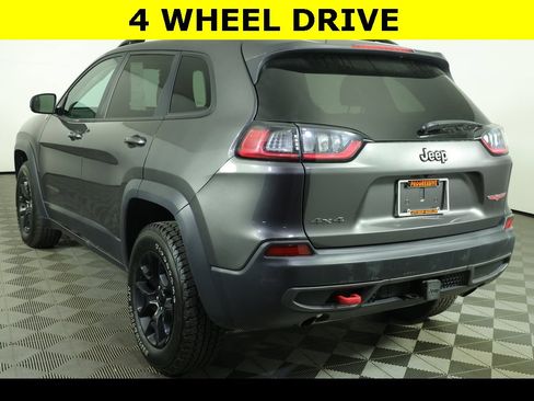 Used 2022 Jeep Cherokee Trailhawk w/ Premium Leather Package image 4