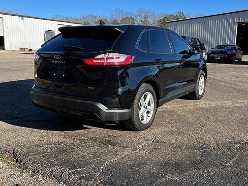 Used 2023 Ford Edge SE image 7