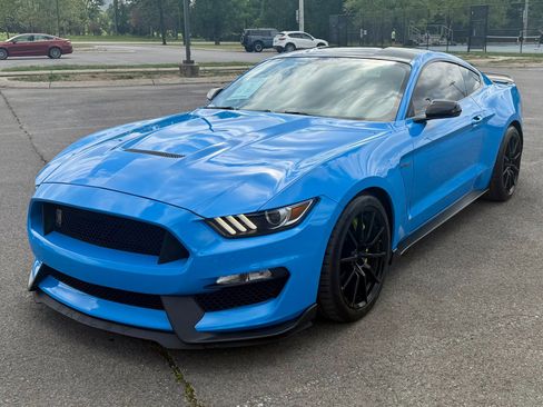 Used 2017 Ford Mustang Shelby GT350 w/ Electronics Package RWD image 2