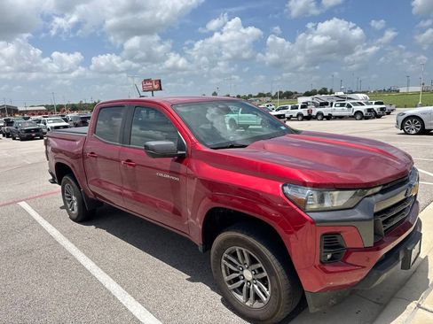 Used 2023 Chevrolet Colorado LT w/ LT Convenience Package II RWD image 5