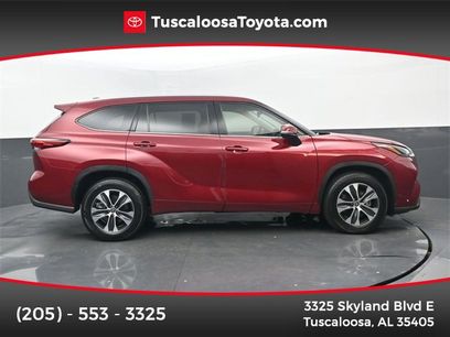 Used 2022 Toyota Highlander XLE