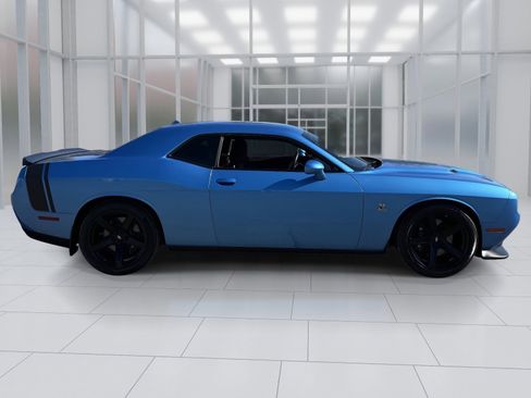 Used 2016 Dodge Challenger R/T Scat Pack image 6