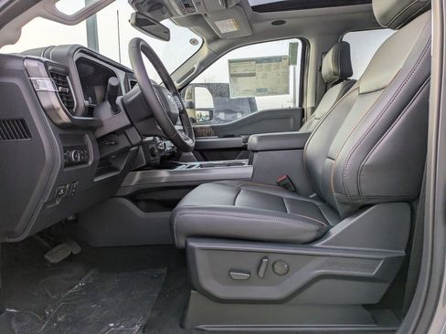 New 2025 Ford F250 Lariat w/ Lariat Ultimate Package image 12