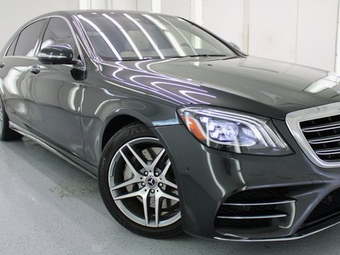 Used 2018 Mercedes-Benz S 560 Sedan image 14