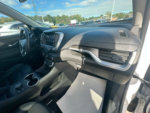 Used 2024 GMC Terrain SLT AWD/4WD image 32