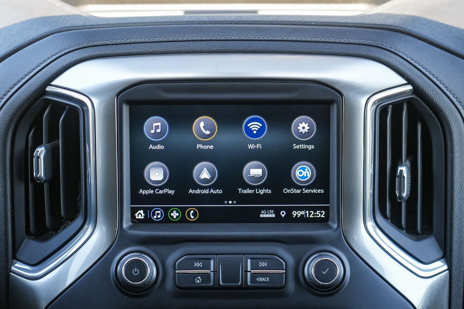 Used 2021 Chevrolet Silverado 1500 LT w/ Bed Protection Package RWD image 14