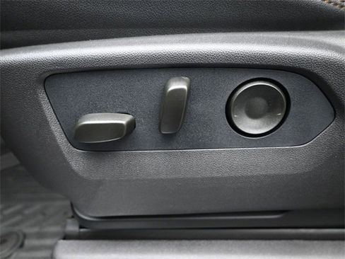 New 2026 GMC Sierra 2500 AT4 w/ AT4 Premium Plus Package image 7