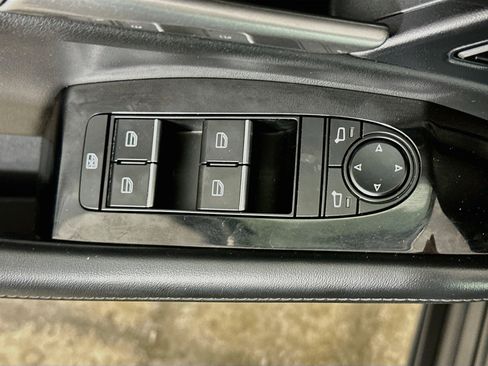Used 2025 MAZDA CX-30 AWD 2.5 S w/ Select Sport Pkg image 15