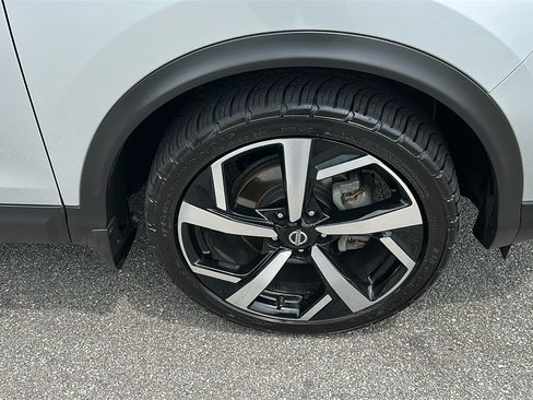 Used 2021 Nissan Rogue Sport SL w/ Premium Package AWD/4WD image 9