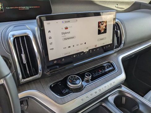 New 2026 Ford Expedition Max Platinum w/ Platinum Ultimate Package AWD/4WD image 25