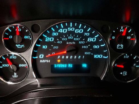 Used 2013 Chevrolet Express 1500 RWD image 13