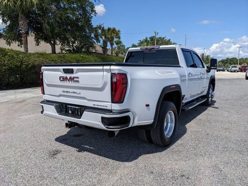 Used 2025 GMC Sierra 3500 Denali w/ Denali Reserve Package AWD/4WD image 4