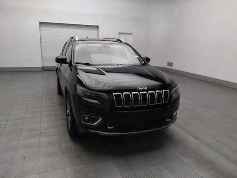 Used 2019 Jeep Cherokee Overland w/ Technology Group FWD image 14