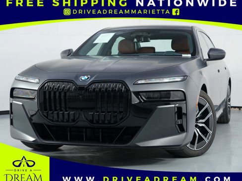 Used 2023 BMW i7 xDrive60 image 1