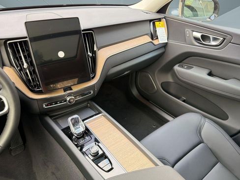 New 2026 Volvo XC60 B5 Core w/ Climate Package image 26