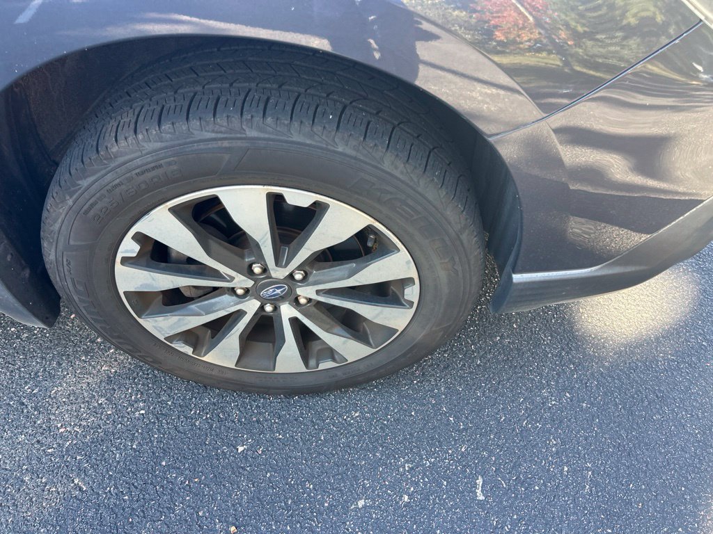 Used 2017 Subaru Outback 3.6R Limited AWD/4WD image 10