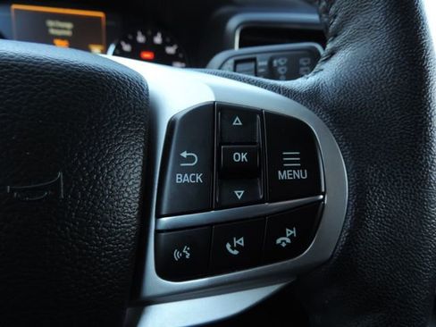 Used 2023 Ford Explorer XLT w/ Equipment Group 202A image 28