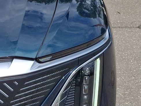 Certified 2024 Cadillac Lyriq Luxury w/ LPO, Floor Liner Package AWD/4WD image 7