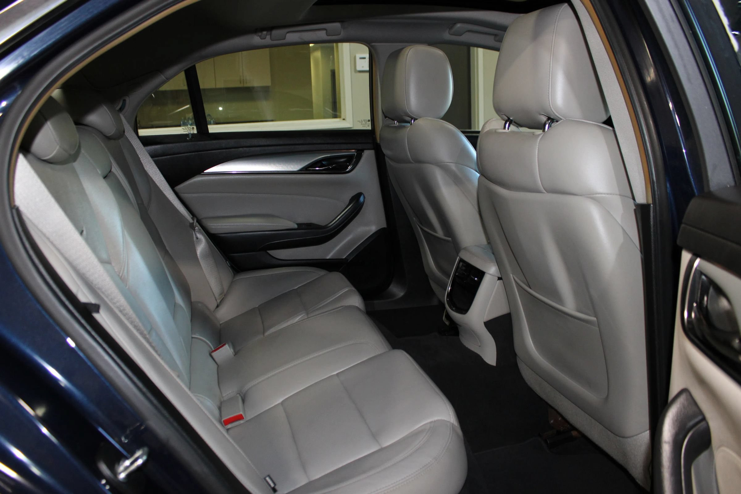 Used 2017 Cadillac CTS Luxury RWD image 36