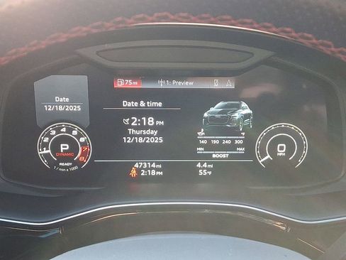 Used 2023 Audi RS Q8 4.0T image 21