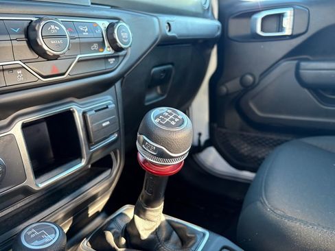 Used 2023 Jeep Gladiator Sport w/ Trailer Tow Package image 24