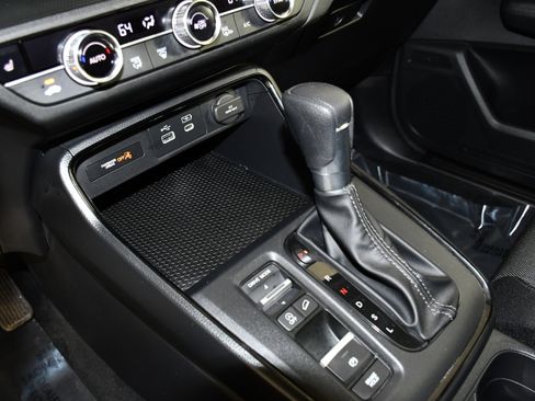 Certified 2024 Honda CR-V EX image 30