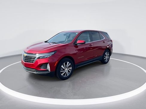Used 2024 Chevrolet Equinox LT FWD image 4