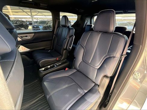 New 2026 INFINITI QX80 SPORT w/ Sport Exterior Package image 10