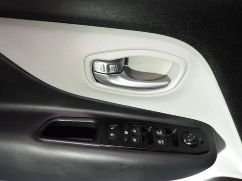 Used 2021 Jeep Renegade Limited w/ Sun & Sound Group image 10