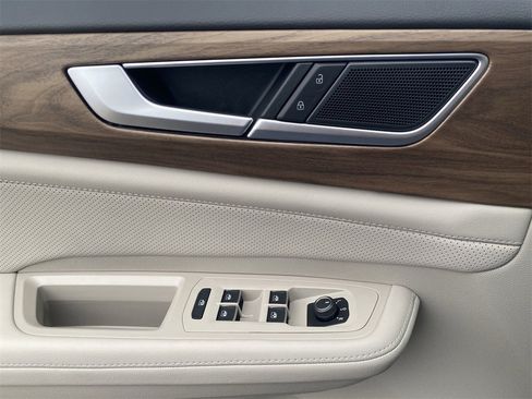 New 2026 Volkswagen Atlas SE image 17