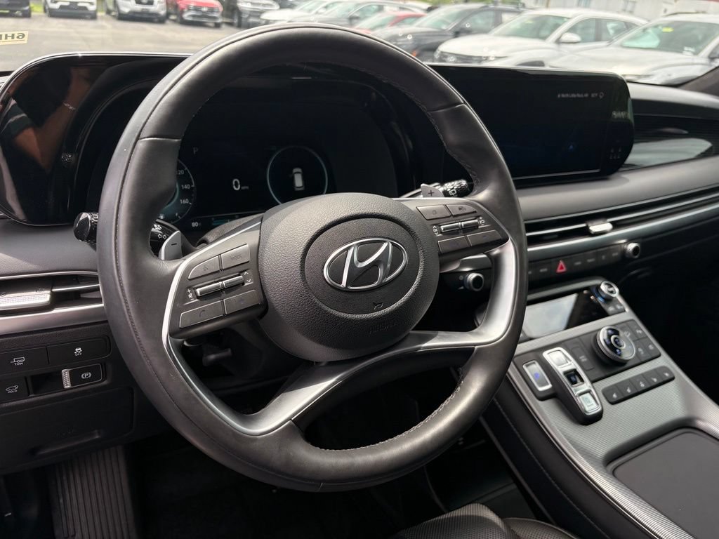 Used 2025 Hyundai Palisade Calligraphy AWD/4WD image 11